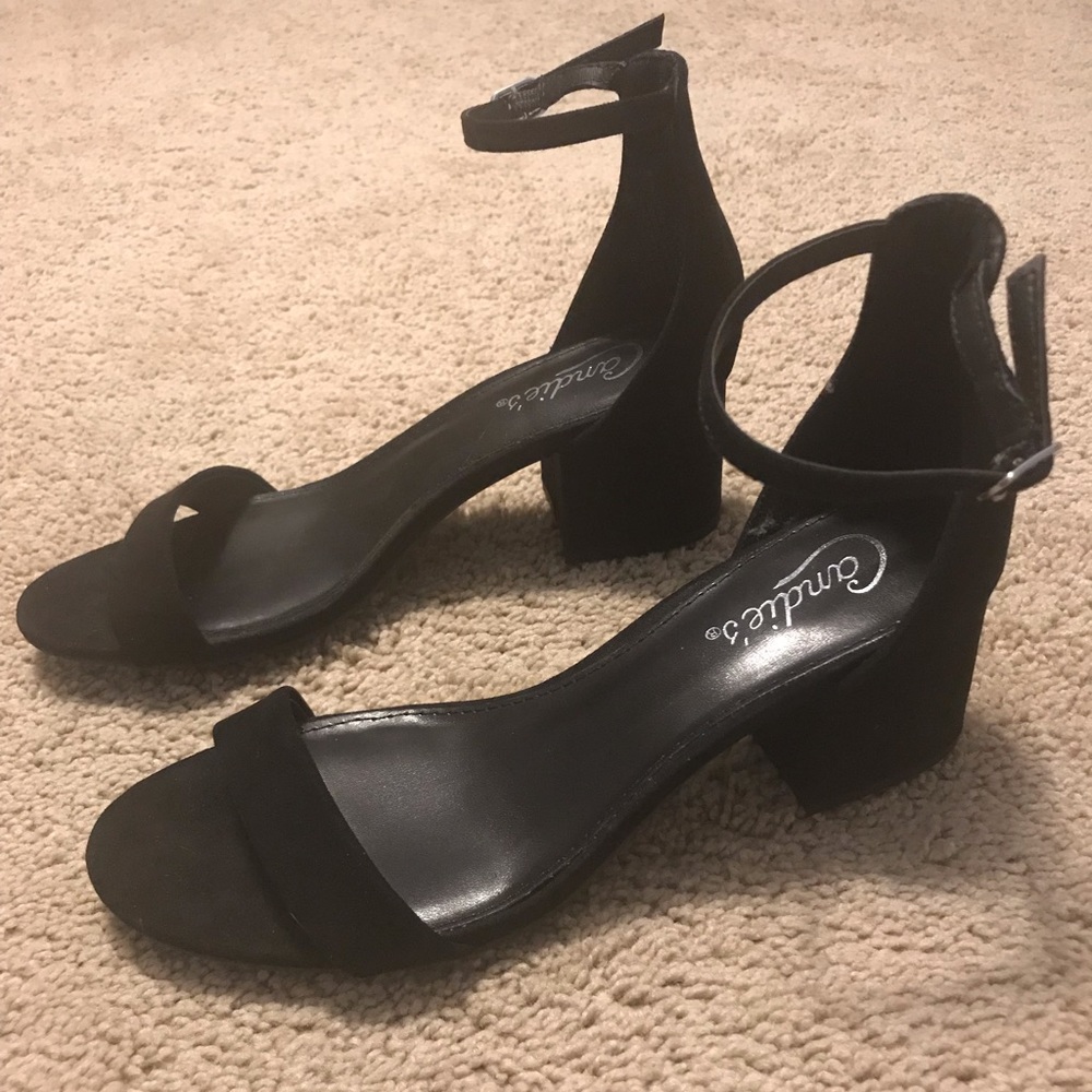 Dressy black sandals
